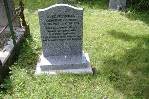 Head stone for Alec Osborne