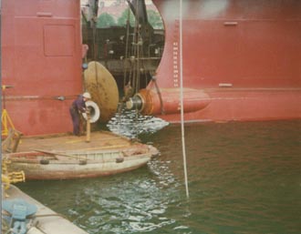 The propeller is lifted off