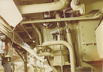 Main engine governor amplifier