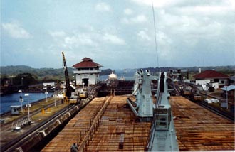 Vessel entering the locks