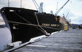 Ship ready to sail after restowing cargo